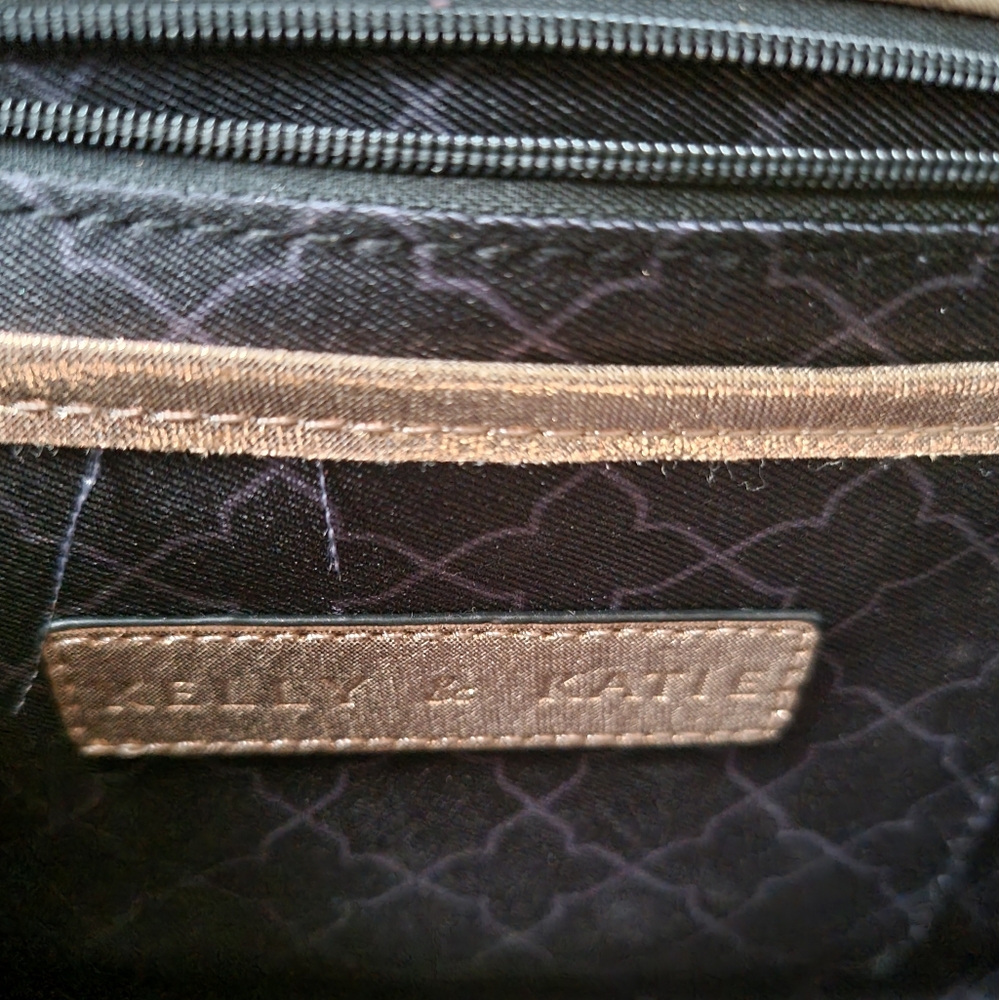 Kelly & Katie Rose Gold Metallic Elegant Clutch Bag With Shoulder Chain Strap - Picture 6 of 10